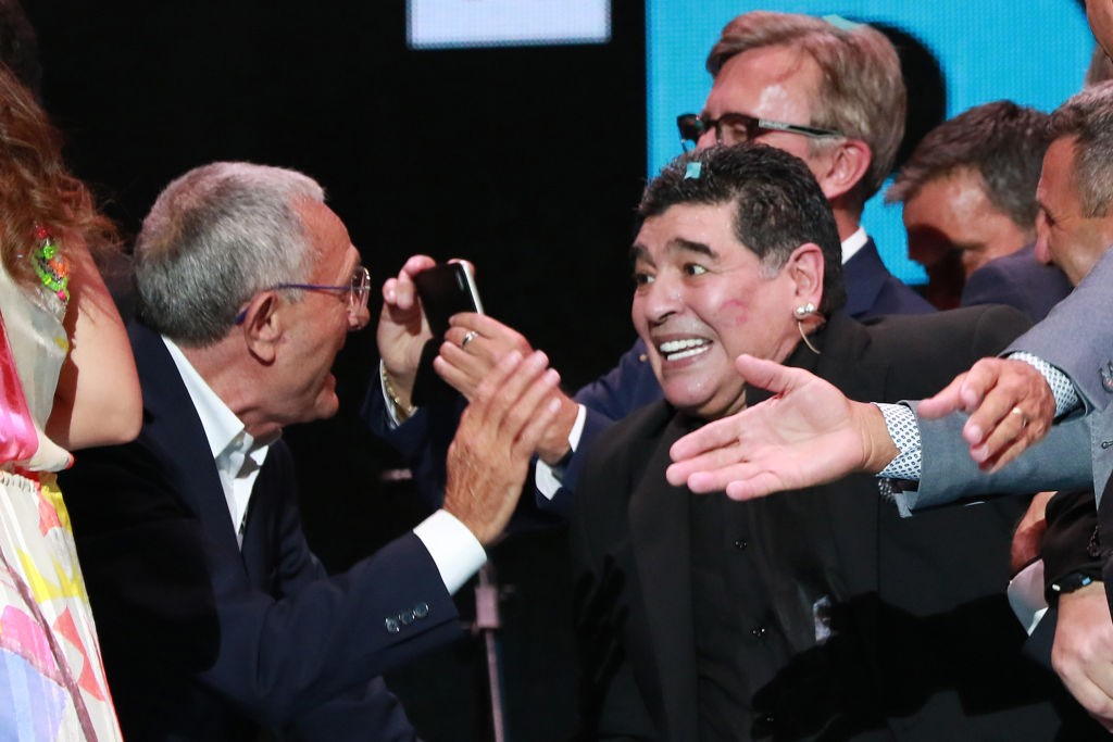 Maradona, l’omaggio della politica: “Ha scritto pagine indimenticabili”