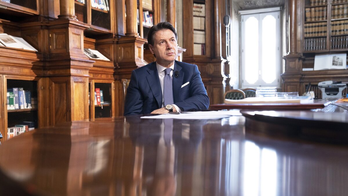 Nuovo DPCM, il governo lavora alle prime riaperture per il Natale