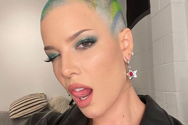 Halsey si sfoga dopo la mancata nomination ai Grammy 2021: “Non è sempre questione di musica, qualità o cultura”