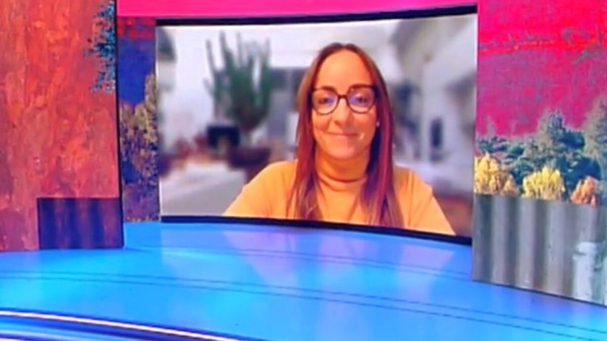 Camila Raznovich conduce Kilimangiaro da casa: “È stata una brutta settimana, ma sono in miglioramento”