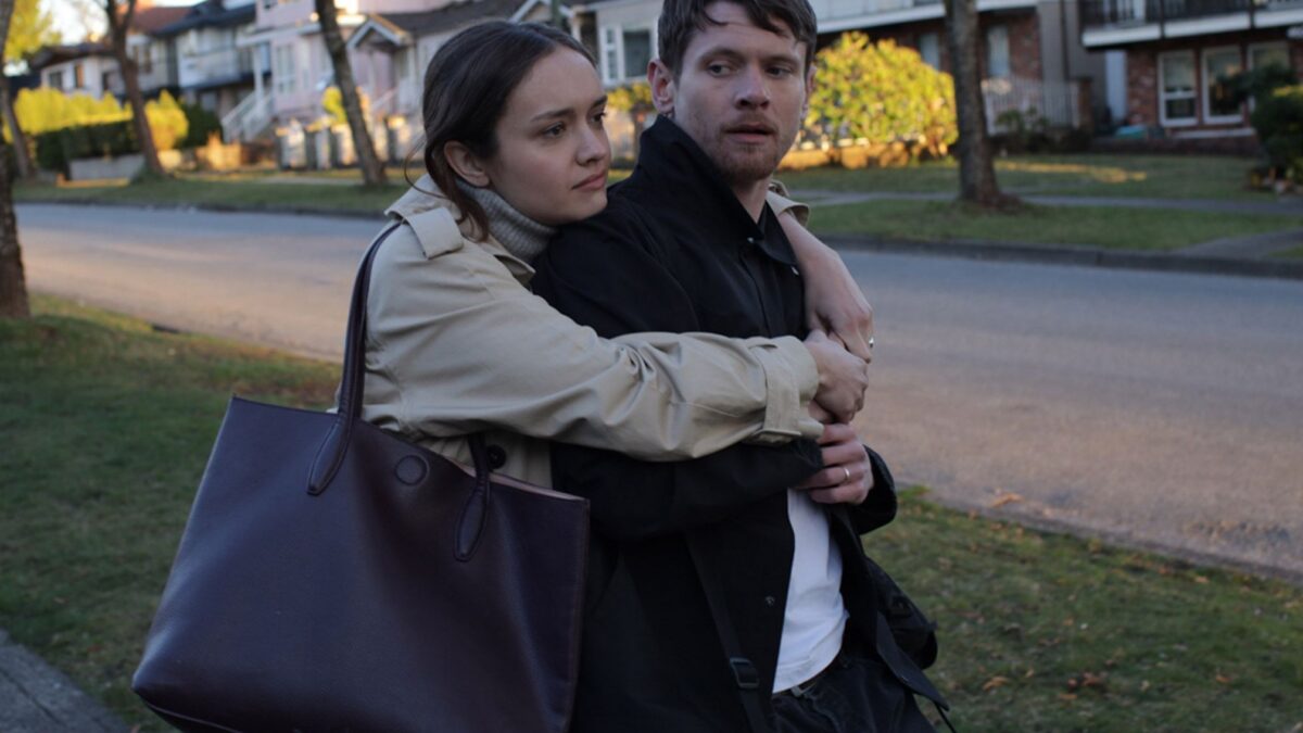 Little Fish: trailer del film con Jack O’Connell e Olivia Cooke