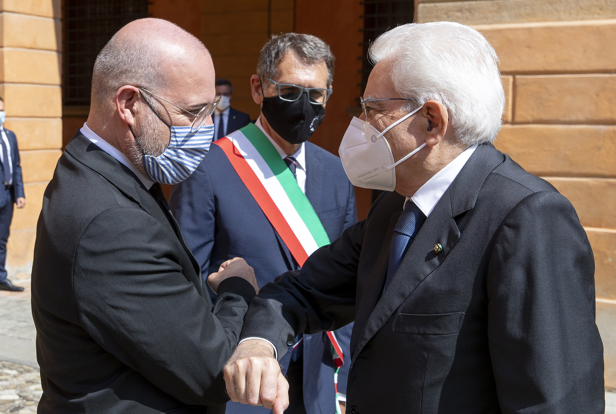 Mattarella chiama Bonaccini e Toti e auspica la collaborazione di tutte le istituzioni