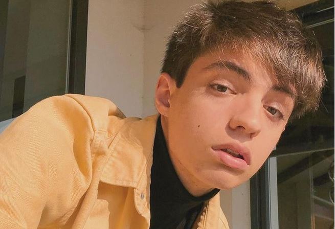 Concedimi, il brano d’esordio di Matteo Romano: “Mi ha aperto delle possibilità grandissime, sto lavorando a nuove canzoni”