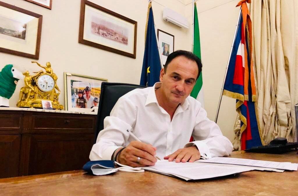 Piemonte zona rossa, Cirio come Fontana: “Spiegatemi la logica di queste scelte”