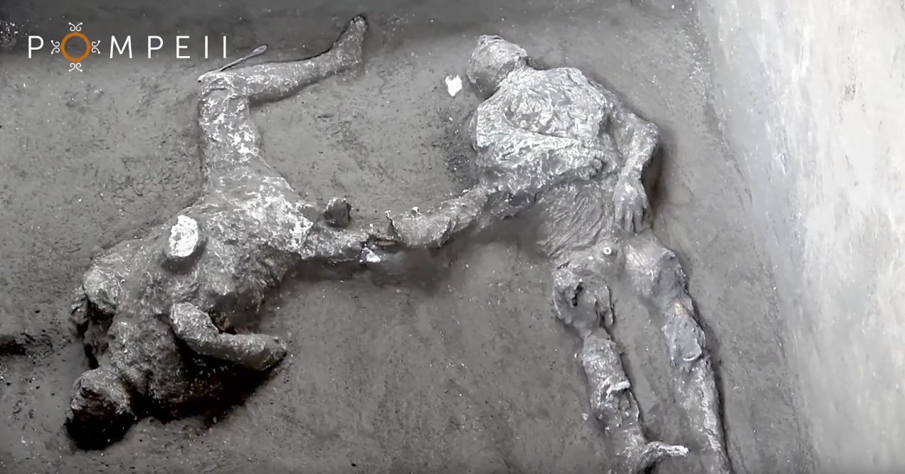 Pompei: scoperti due corpi intatti (VIDEO)