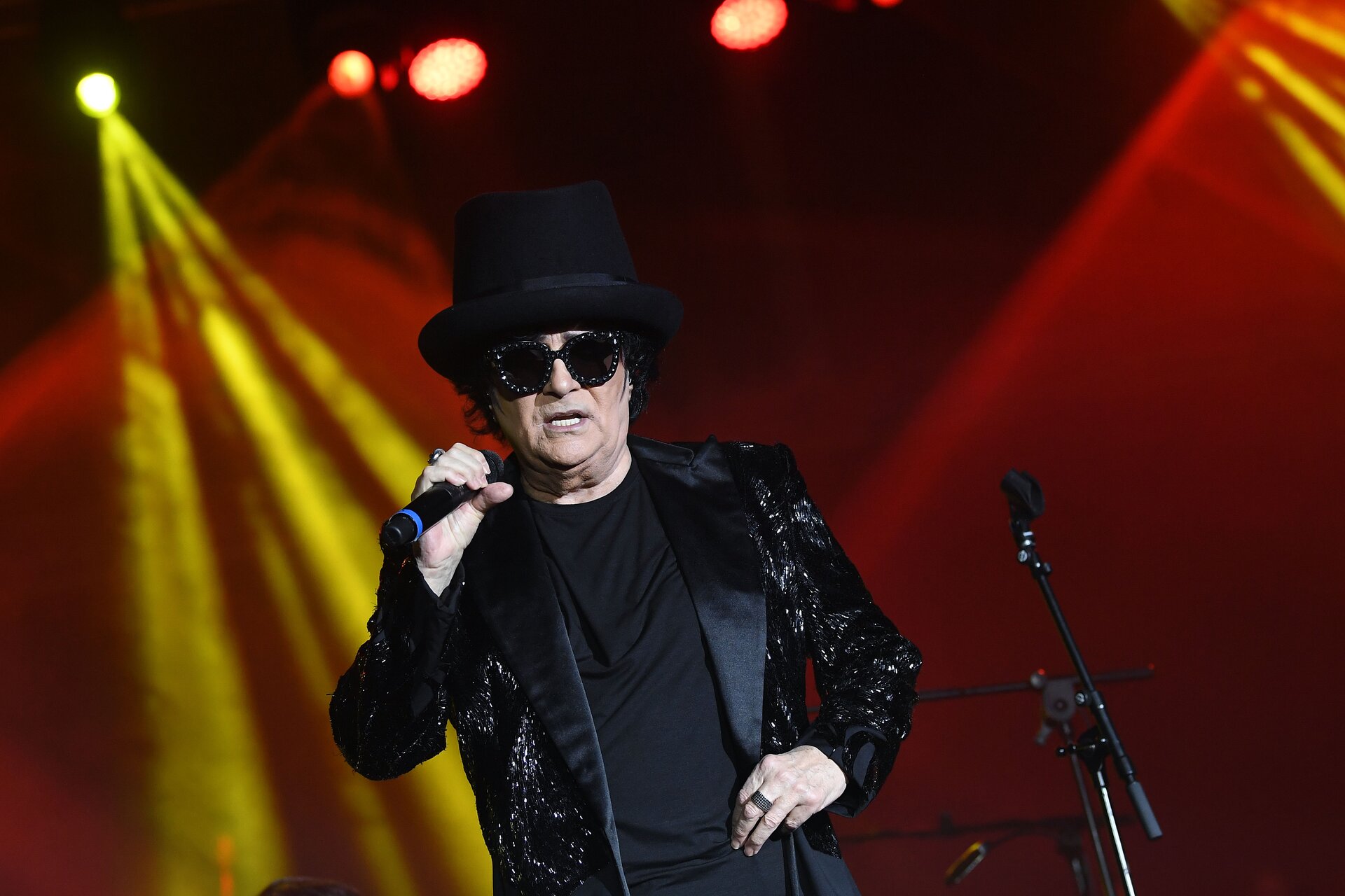 Renato Zero alla dodicesima puntata di Domenica in