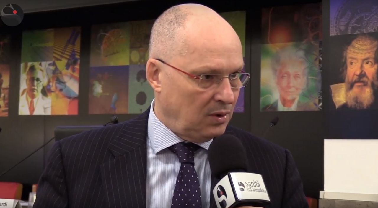 Ricciardi: “Servono almeno 2 mesi di lockdown. Sarà una lunga battaglia”