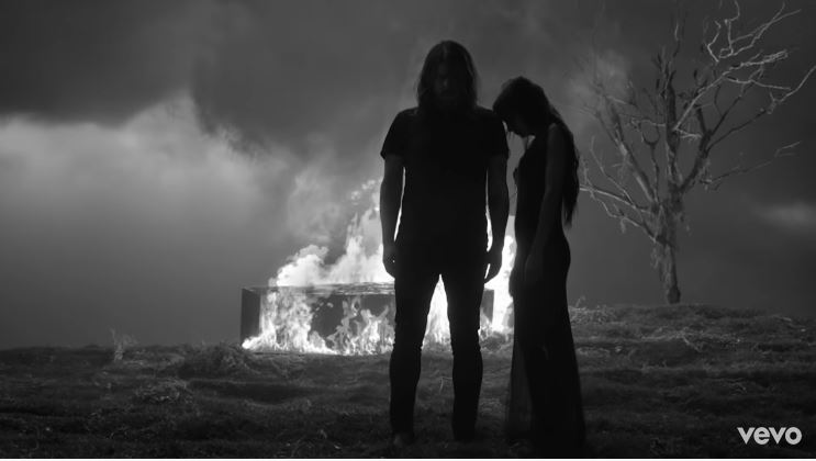 Shame Shame, i Foo Fighters hanno rilasciato il nuovo singolo dall’album “Medicine at midnight”