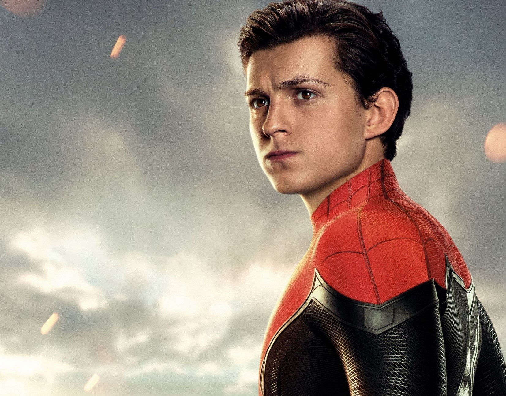 Spider-Man 3: prima foto dal set con Tom Holland in costume e mascherina