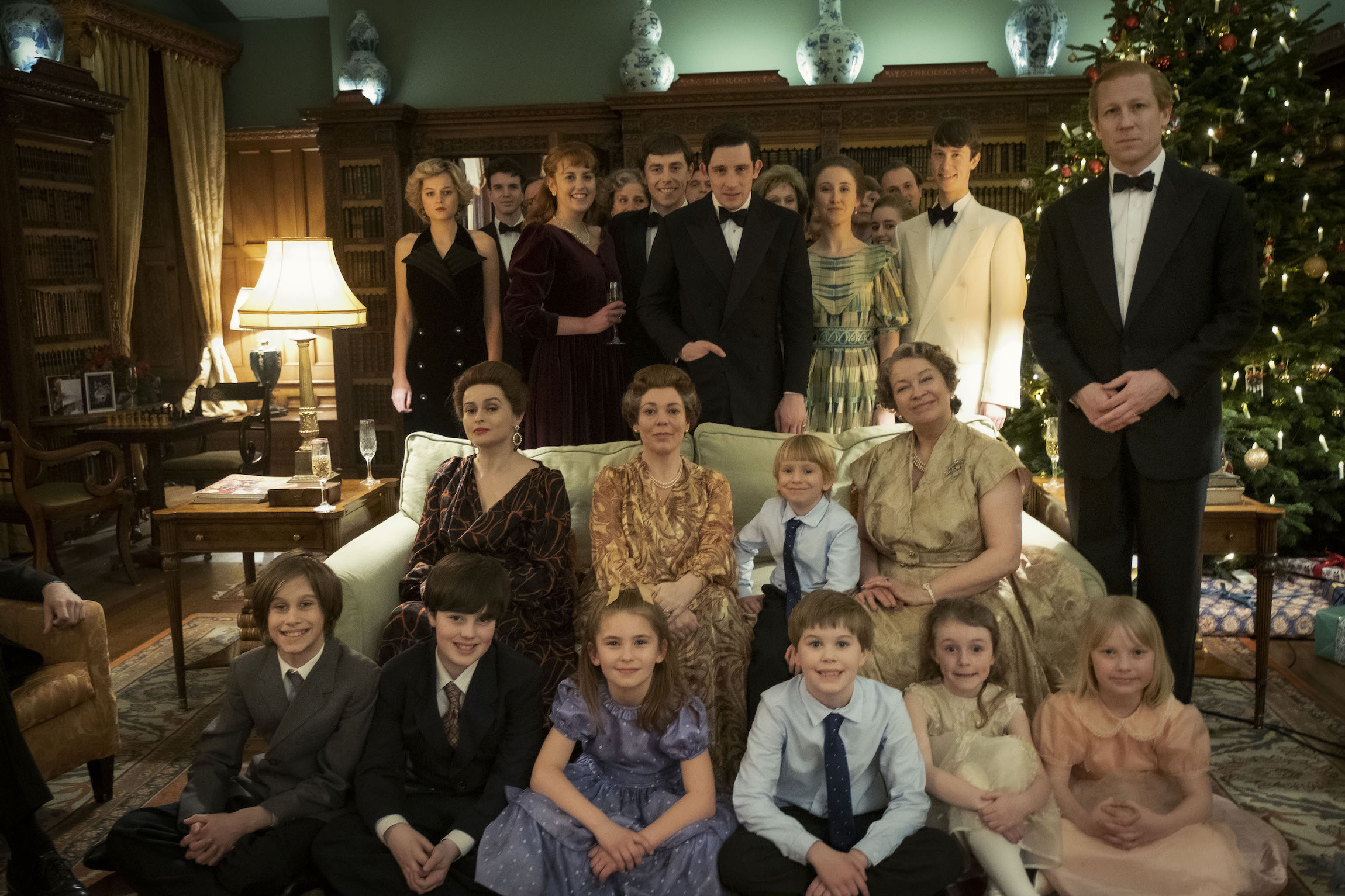 Le foto della quarta stagione di The Crown su Netflix