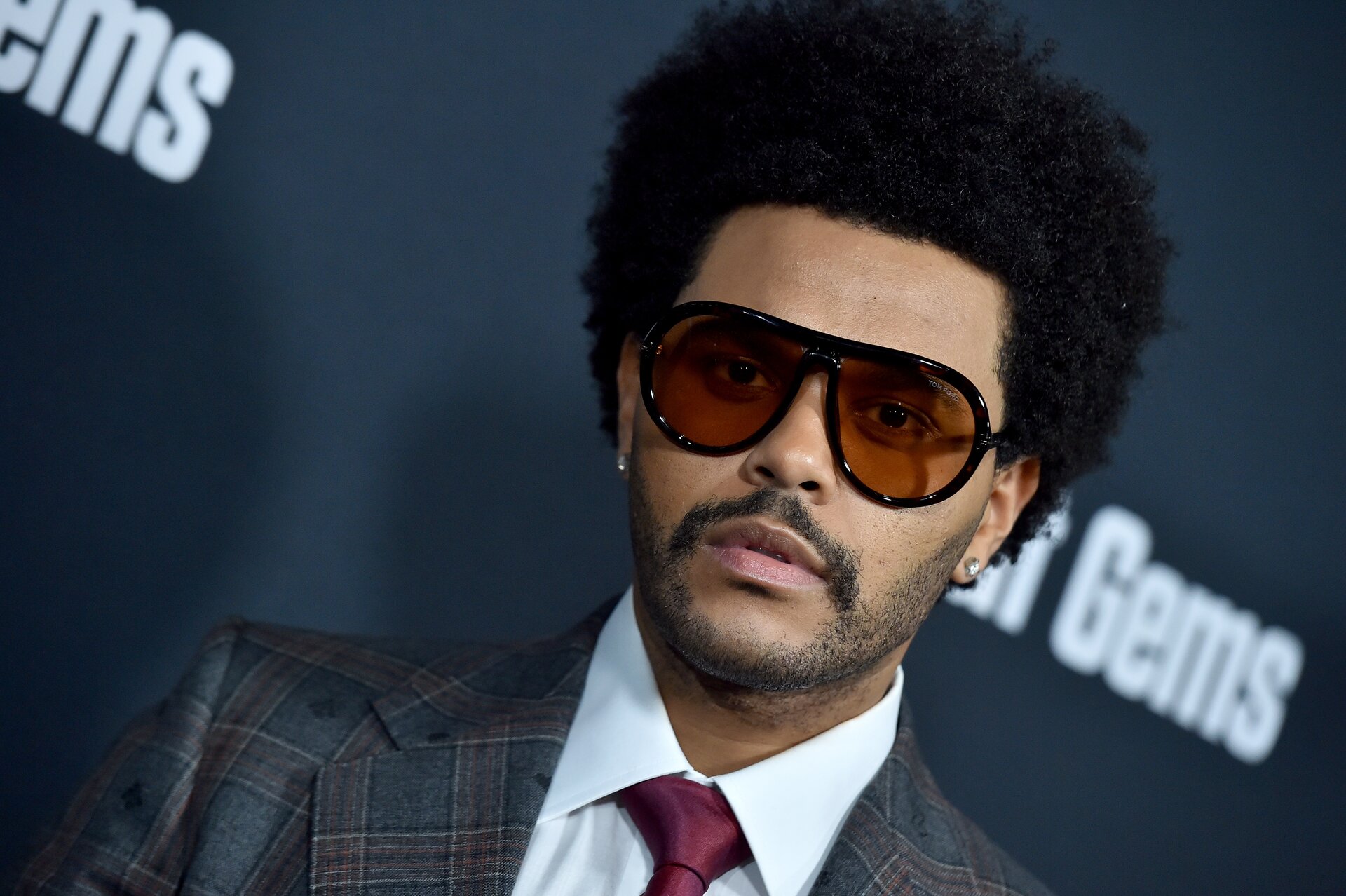 The Weeknd snobbato dai Grammy Awards 2021: la dura reazione del cantante