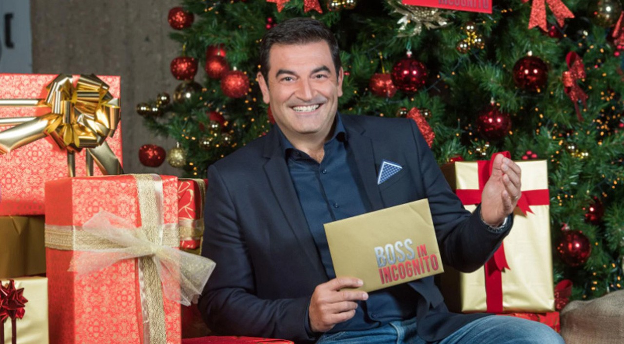 Boss in Incognito speciale Natale, Max Giusti brinda con la birra
