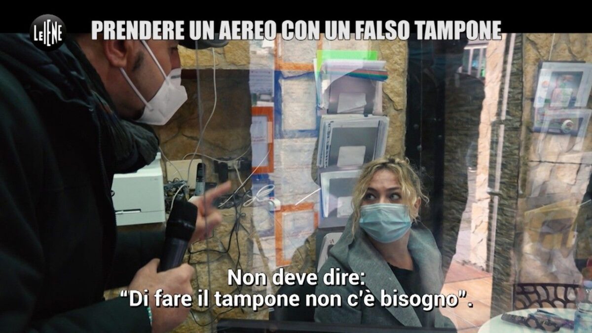 Napoli: falsi certificati di negatività ai tamponi, così si viaggiava anche da positivi