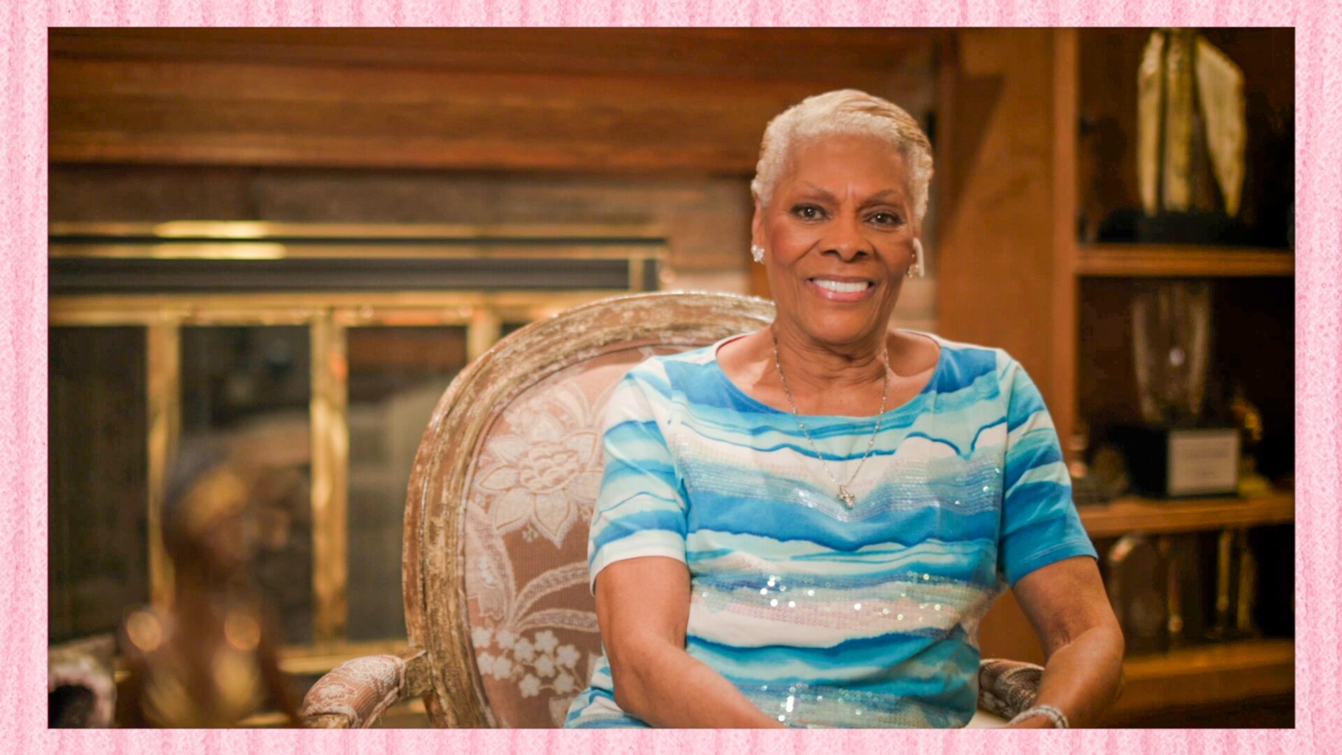 “Perché Chance The rapper specifica che è un rapper e The Weeknd è scritto male?”: la geniale ironia di Dionne Warwick
