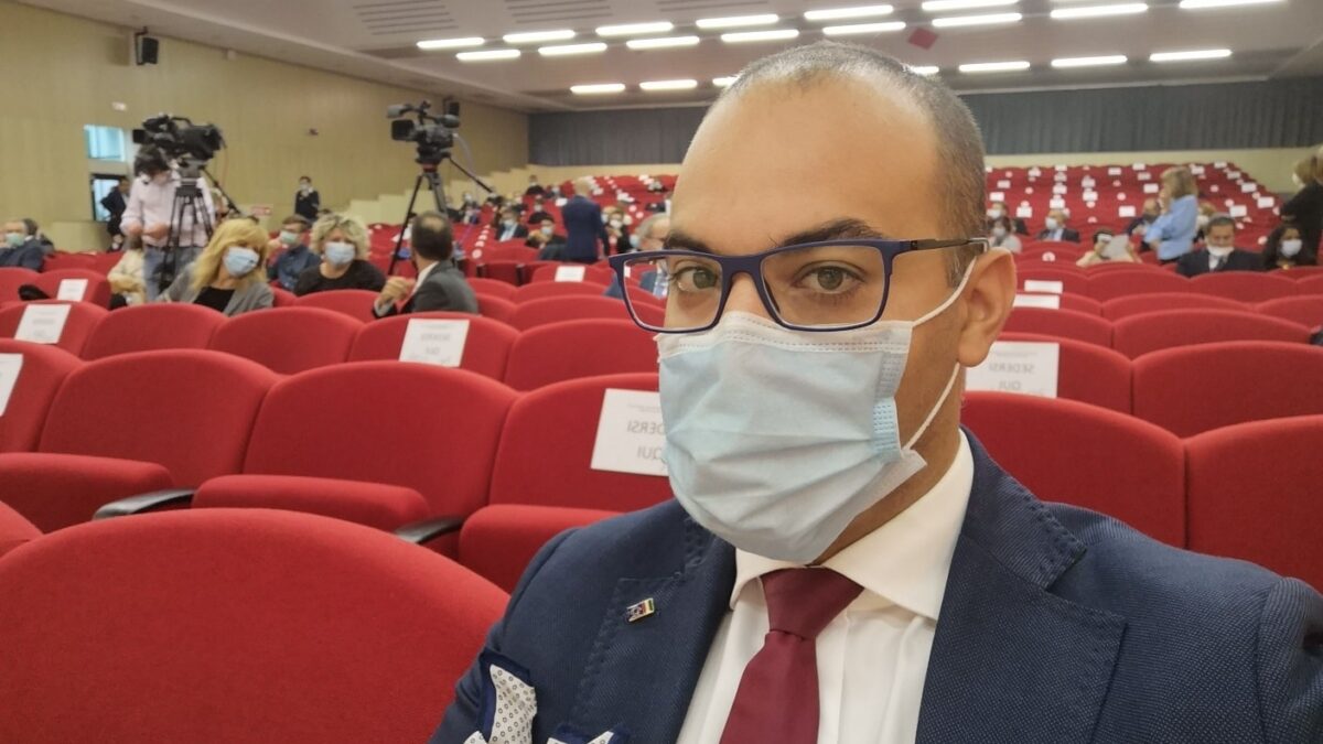M5S, quattro deputati dicono addio e passano al Gruppo Misto