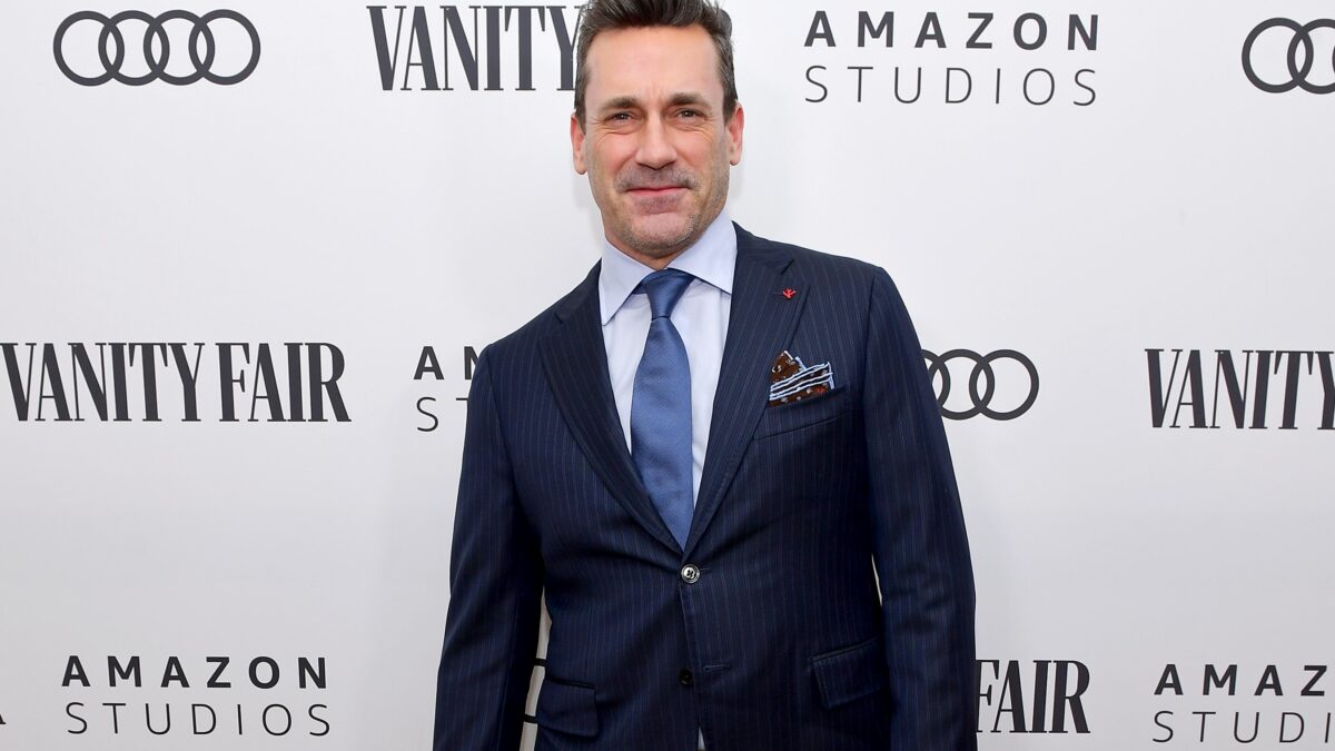 Fletch: Jon Hamm annuncia riprese del reboot a primavera 2021