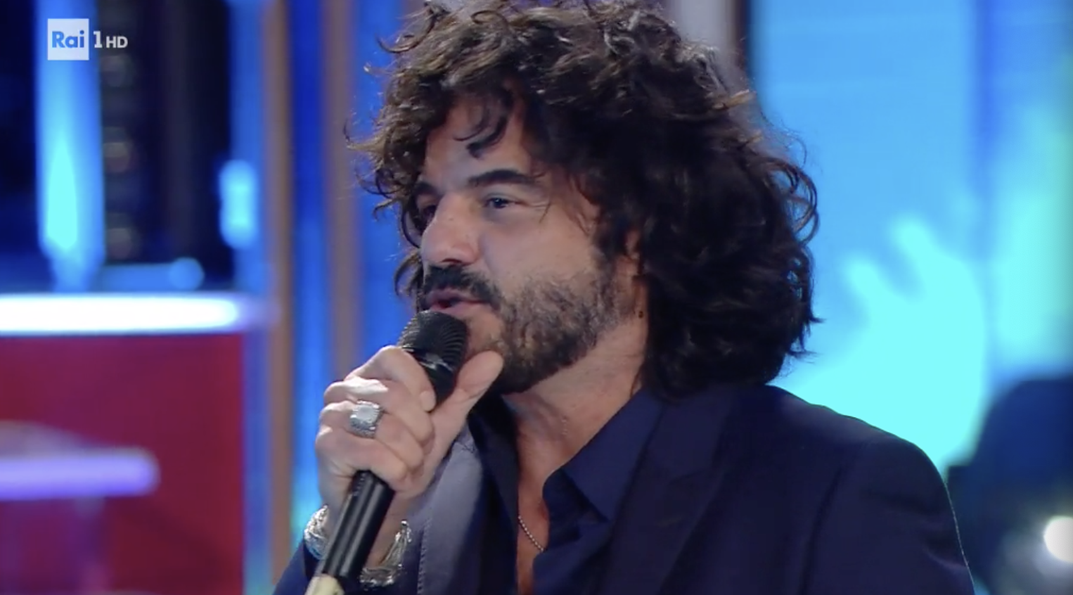 Francesco Renga partecipa a Sanremo 2021 con Quando trovo te