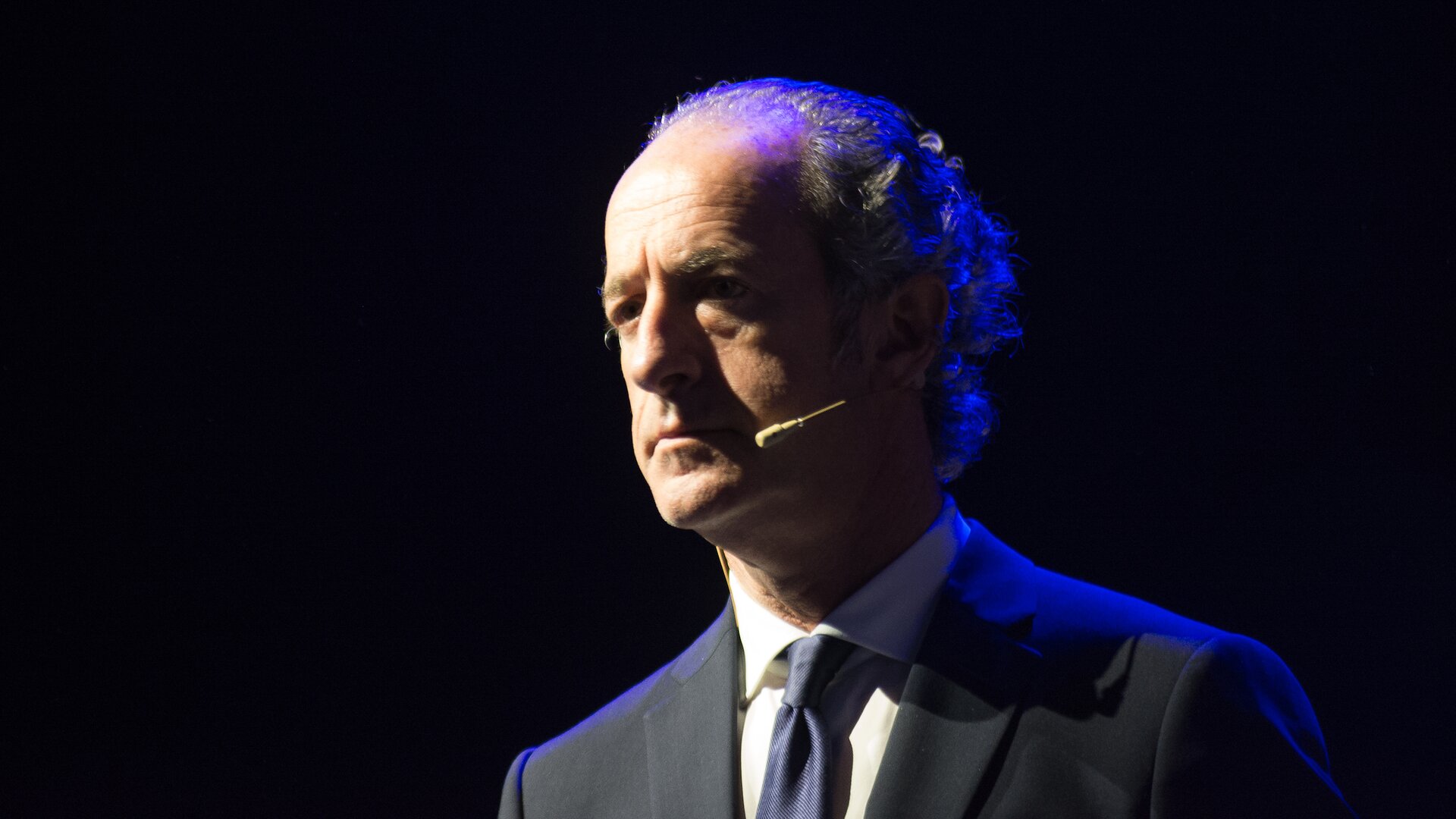 Zaia firma una nuova ordinanza: “In Veneto Comuni chiusi dalle ore 14”