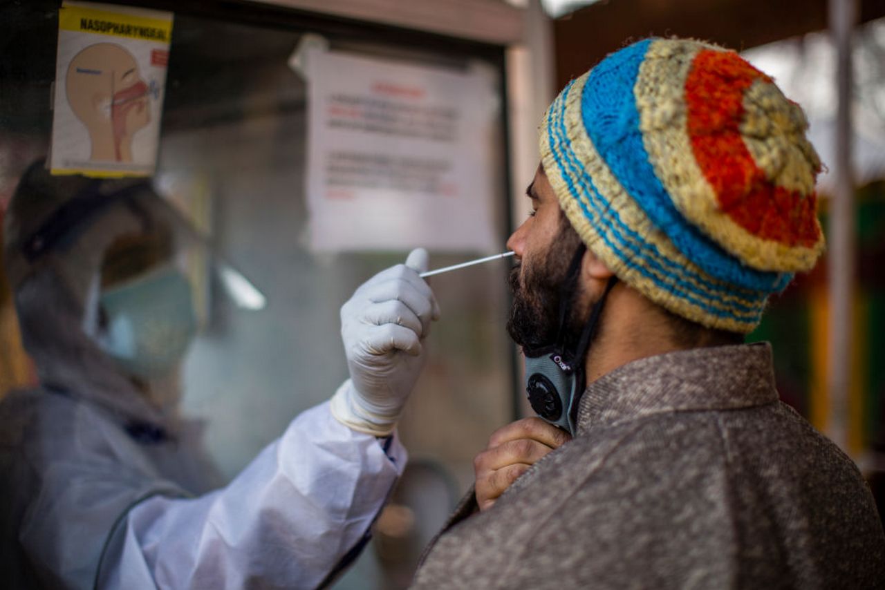India: centinaia di persone in ospedale con un nuovo virus, tutti negativi al Covid