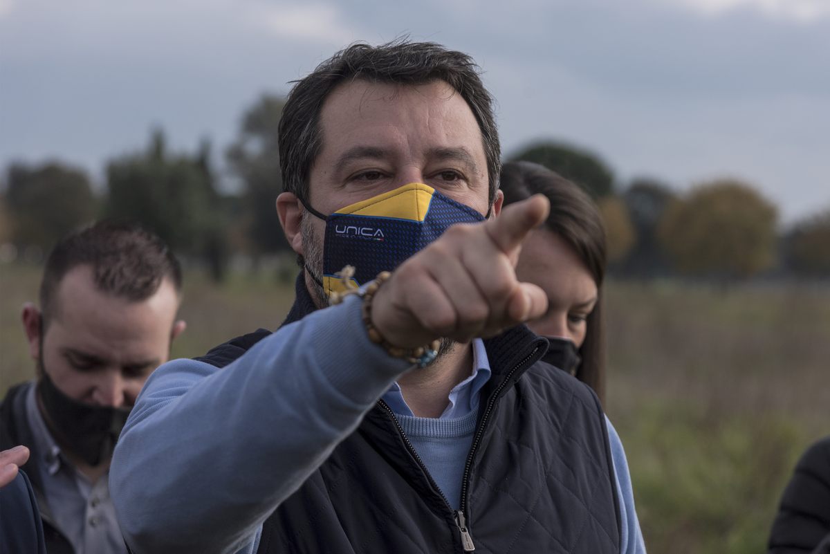 Lamorgese positiva, Salvini: “Se ha violato le regole deve dimettersi”