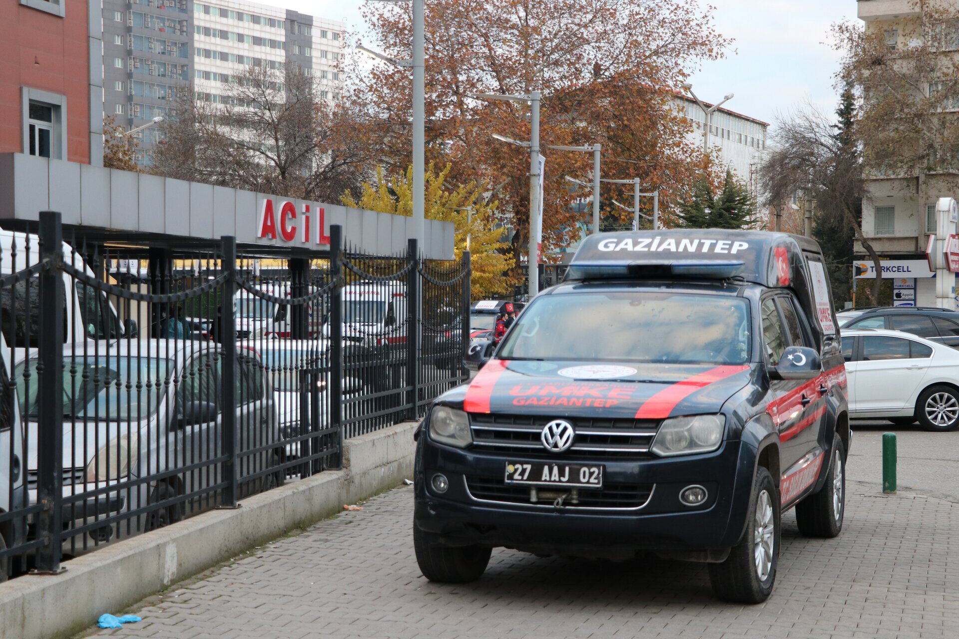 Turchia, incendio in ospedale Covid: 8 morti
