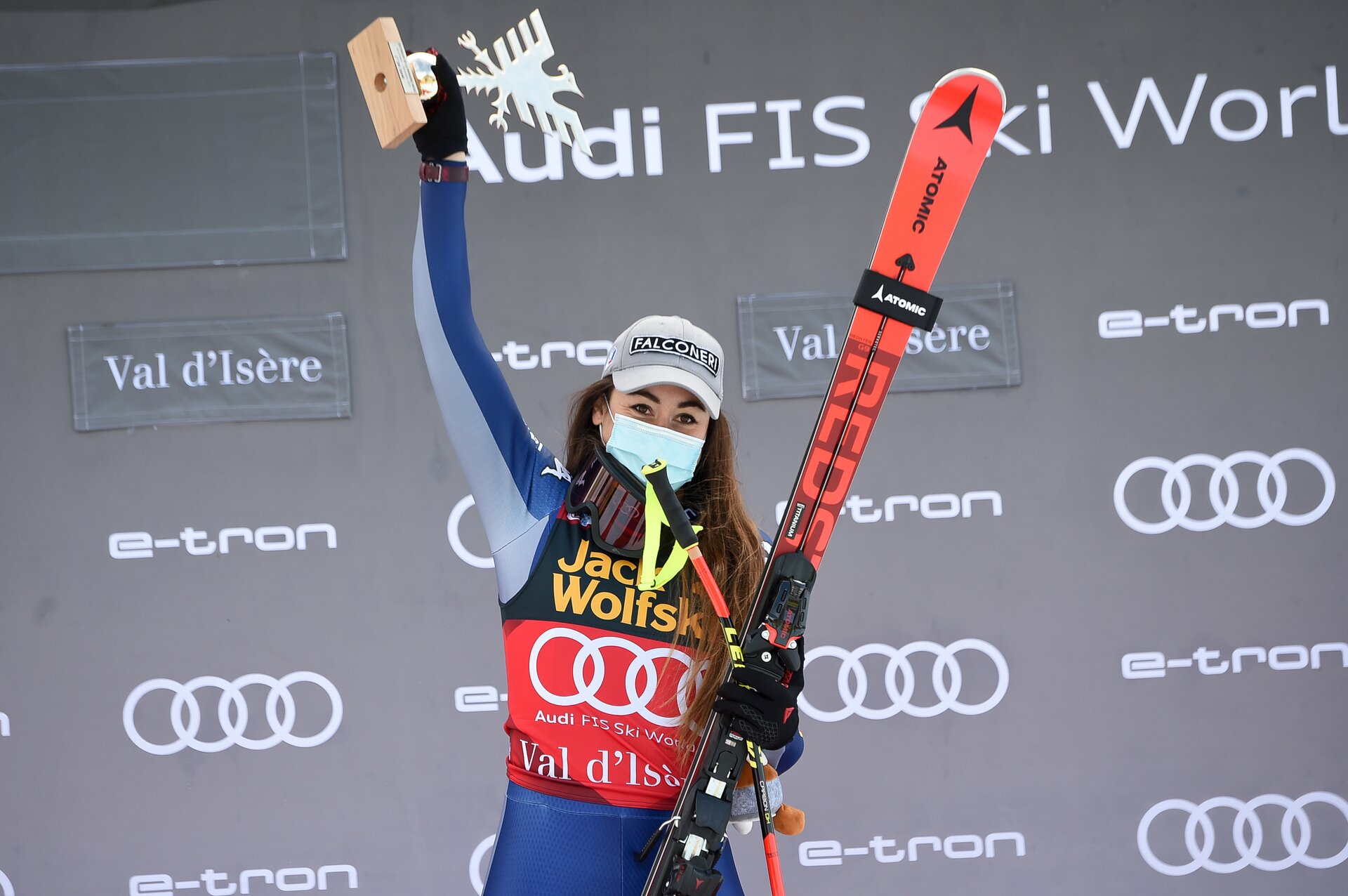 Sofia Goggia trionfa nella discesa in Val d’Isère