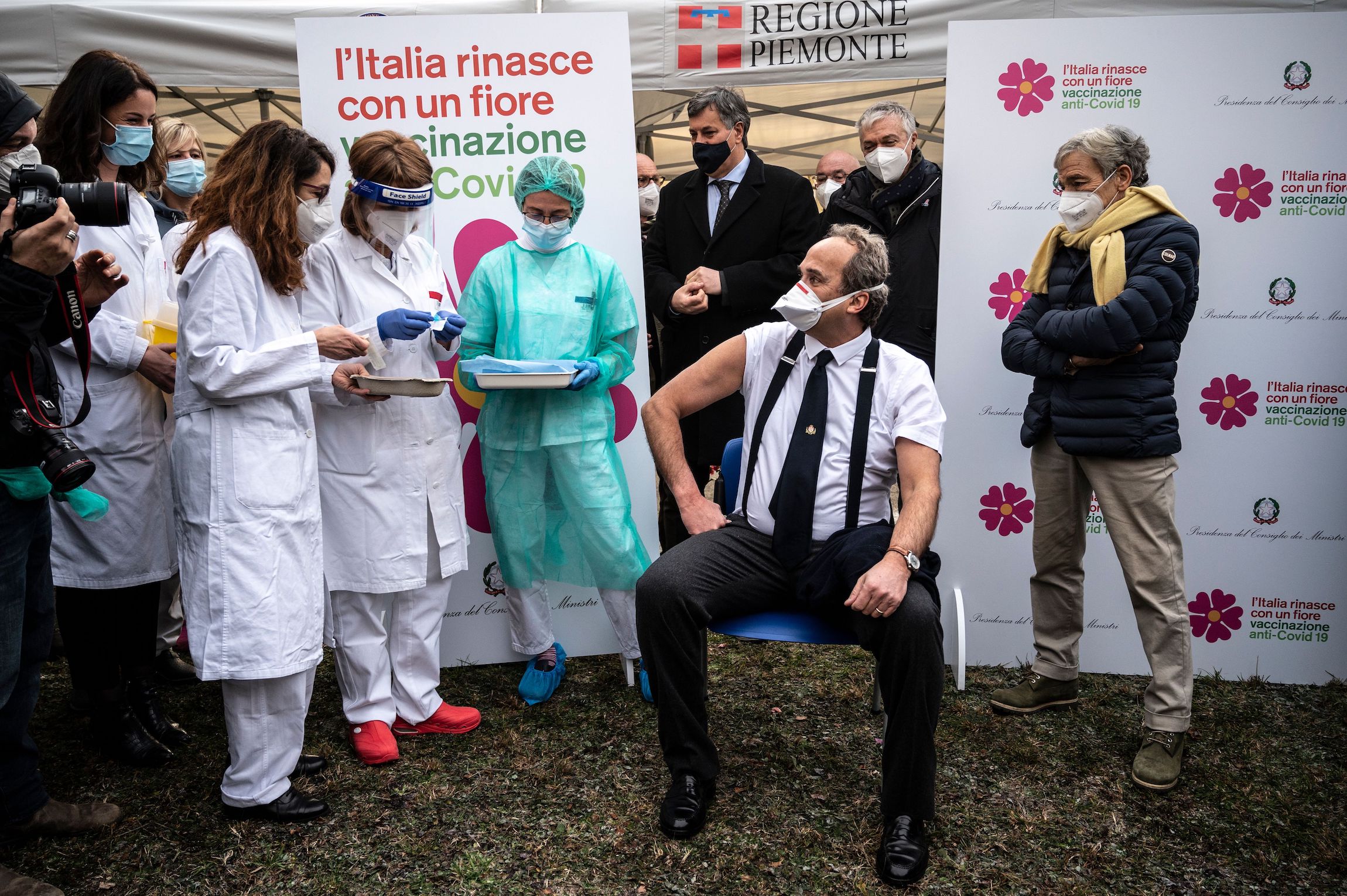 Bollettino Coronavirus 27 dicembre: 8.913 nuovi positivi e 298 vittime. Risalgono i ricoveri