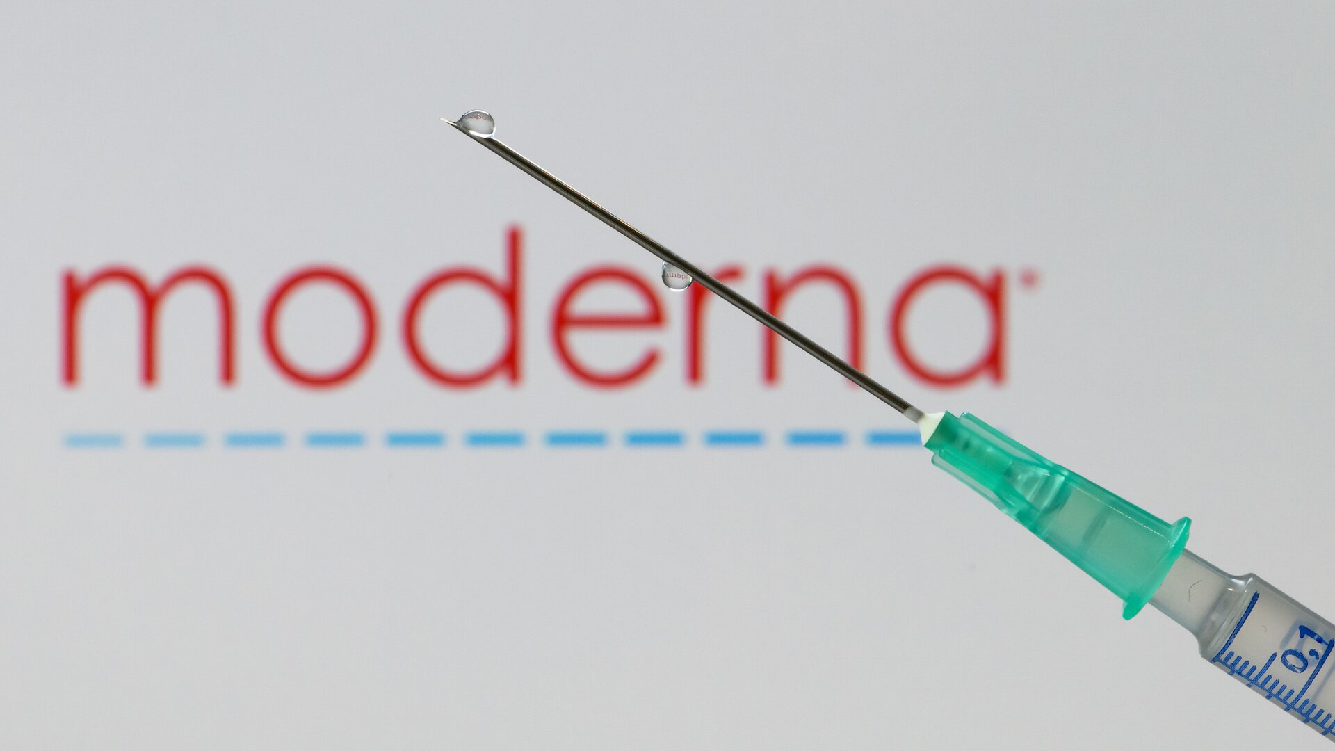 L’Ema anticipa al 6 gennaio il parere sul vaccino anti Covid di Moderna