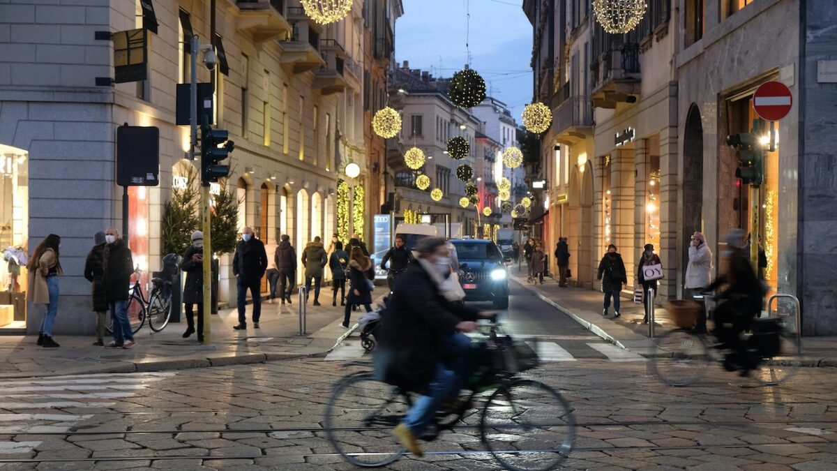 Spostamenti tra Comuni a Natale, verso la deroga al Dpcm. Cosa cambia