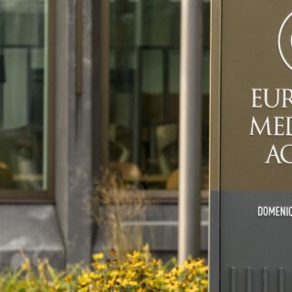 vaccinazione italia - tempi di approvazione da Ema