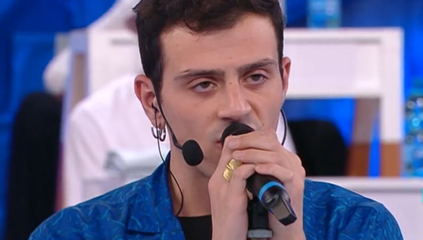 Via Padova, Leonardo La Macchia: testo e video (Amici 2020)