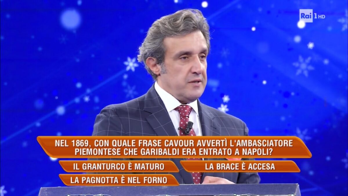 Gaffe all’Eredità: l’errore degli autori su Cavour fa arrabbiare il web e qualcuno in particolare…