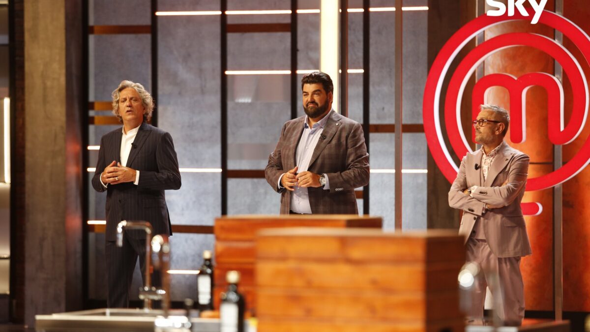 MasterChef Italia 10, i 21 concorrenti diventano 20: il primo eliminato è…