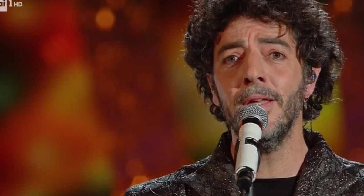 Max Gazzè partecipa a Sanremo 2021 con Il farmacista