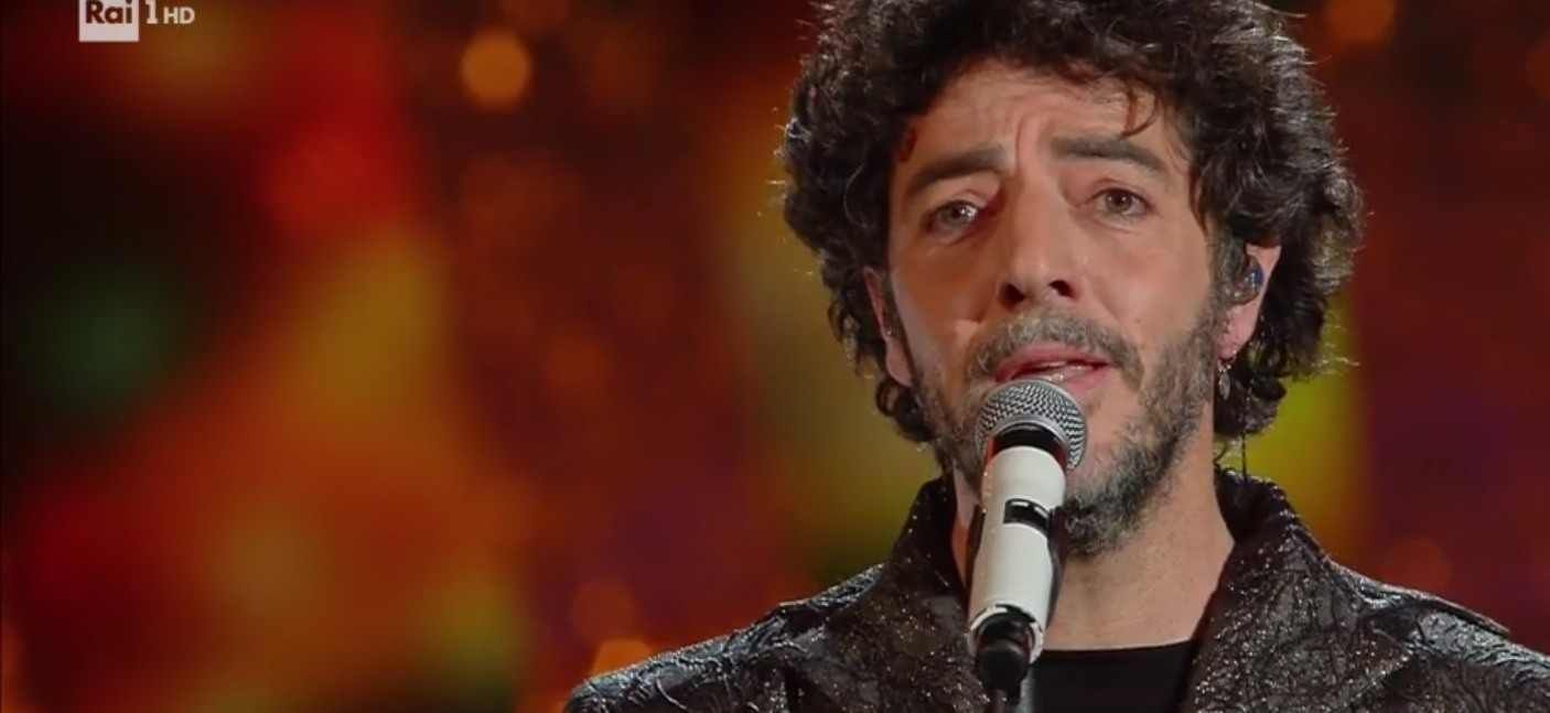 Max Gazzè a Sanremo 2021 con Il Farmacista