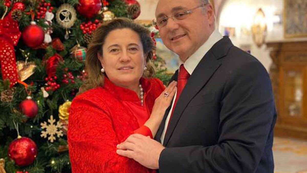 Natale 2020, gli auguri ‘simili e opposti’ di Alberto Angela e de Il Castello delle Cerimonie