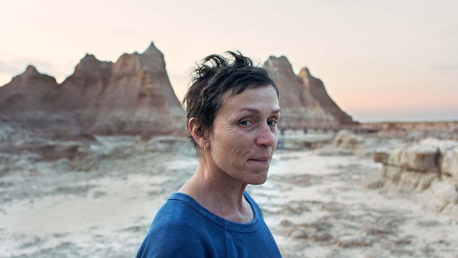 Nomadland, nuovo trailer del film Leone d’Oro, con Frances McDormand