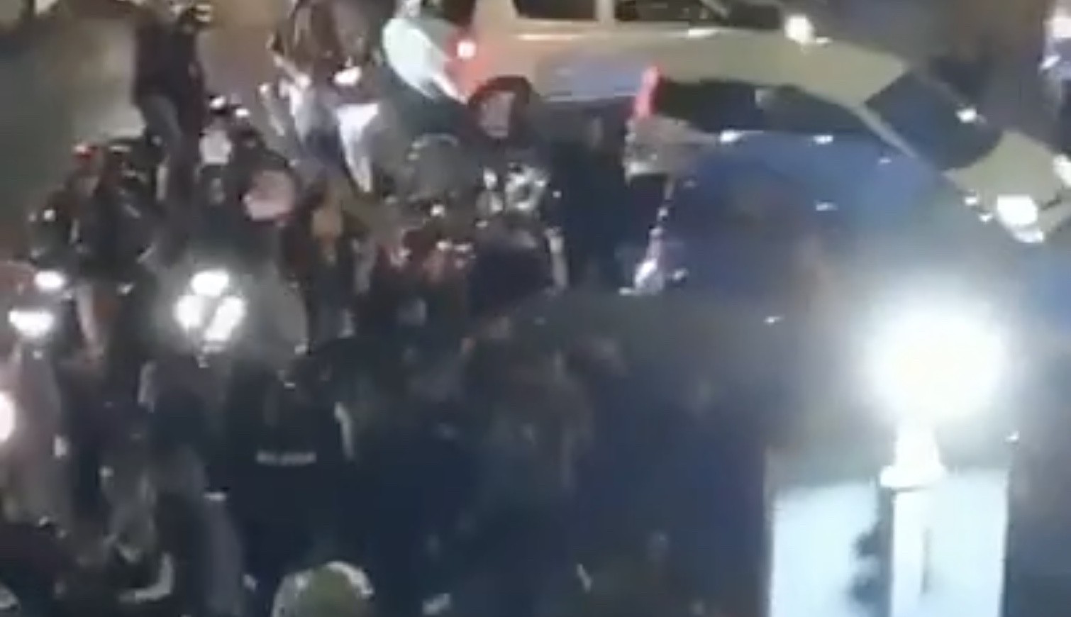 Vigilia di Natale con mega rissa ad Ercolano (NA): decine di giovani in strada