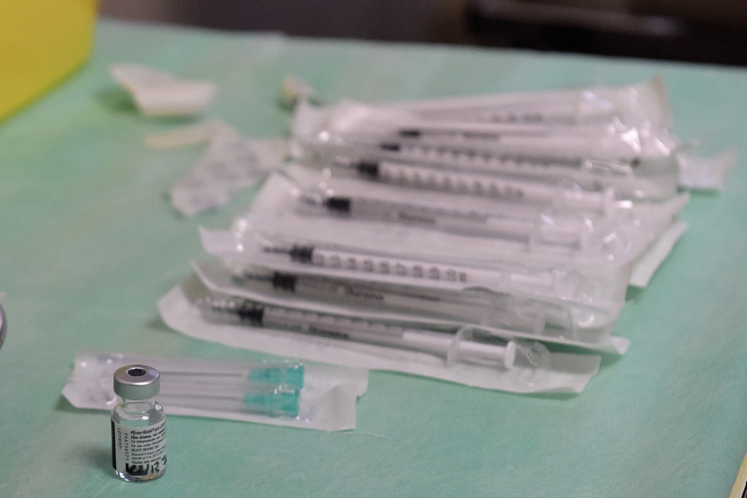 COVID, 72mila dosi di vaccino somministrate in Italia: perchè questo clamoroso ritardo?