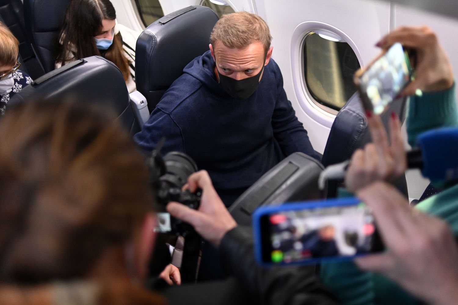 Alexey Navalny torna in Russia. Arrestato in diretta TV insieme ai suoi sostenitori