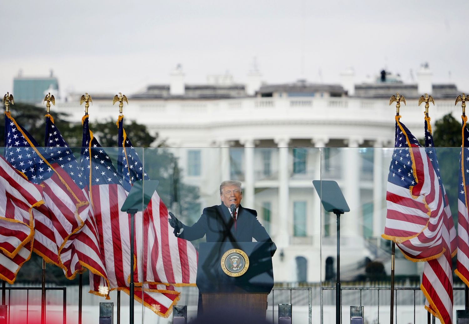 USA, i sostenitori di Trump assaltano il Campidoglio