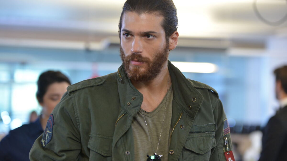 “Sandokan”, Kabir Bedi commenta la scelta di Can Yaman