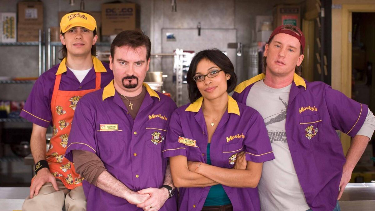 Clerks 3: Kevin Smith ha completato la sceneggiatura