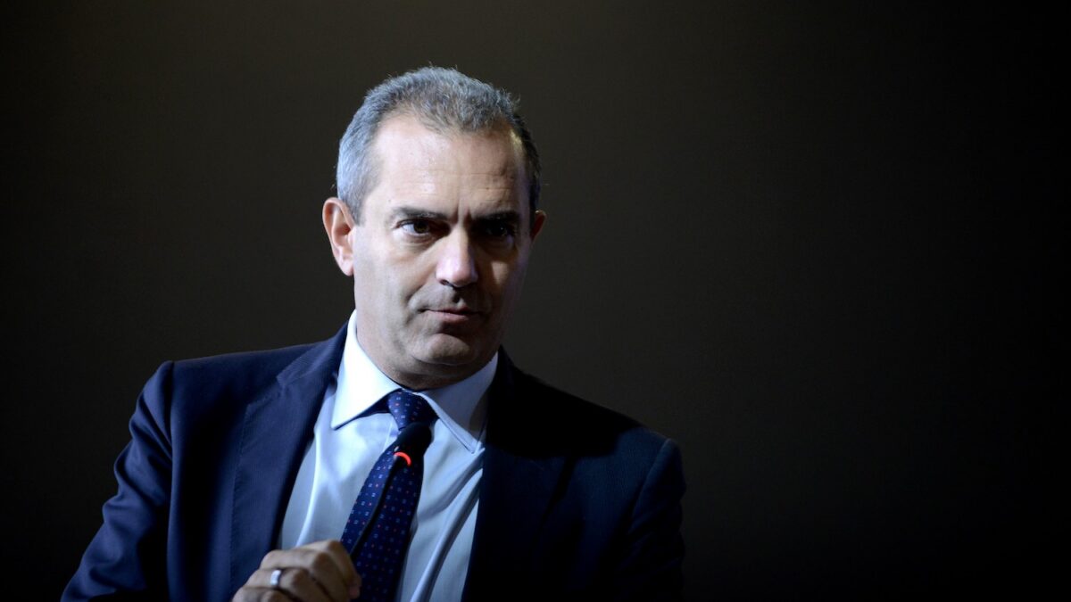 Luigi De Magistris si candida a Presidente della Regione Calabria