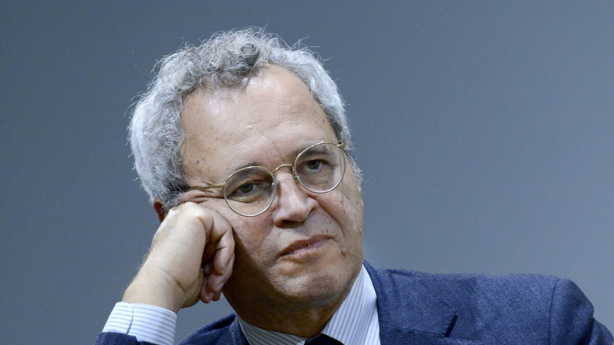 Enrico Mentana: “Chi lascia la Rai non faccia il martire, nessuno di noi è insostituibile”