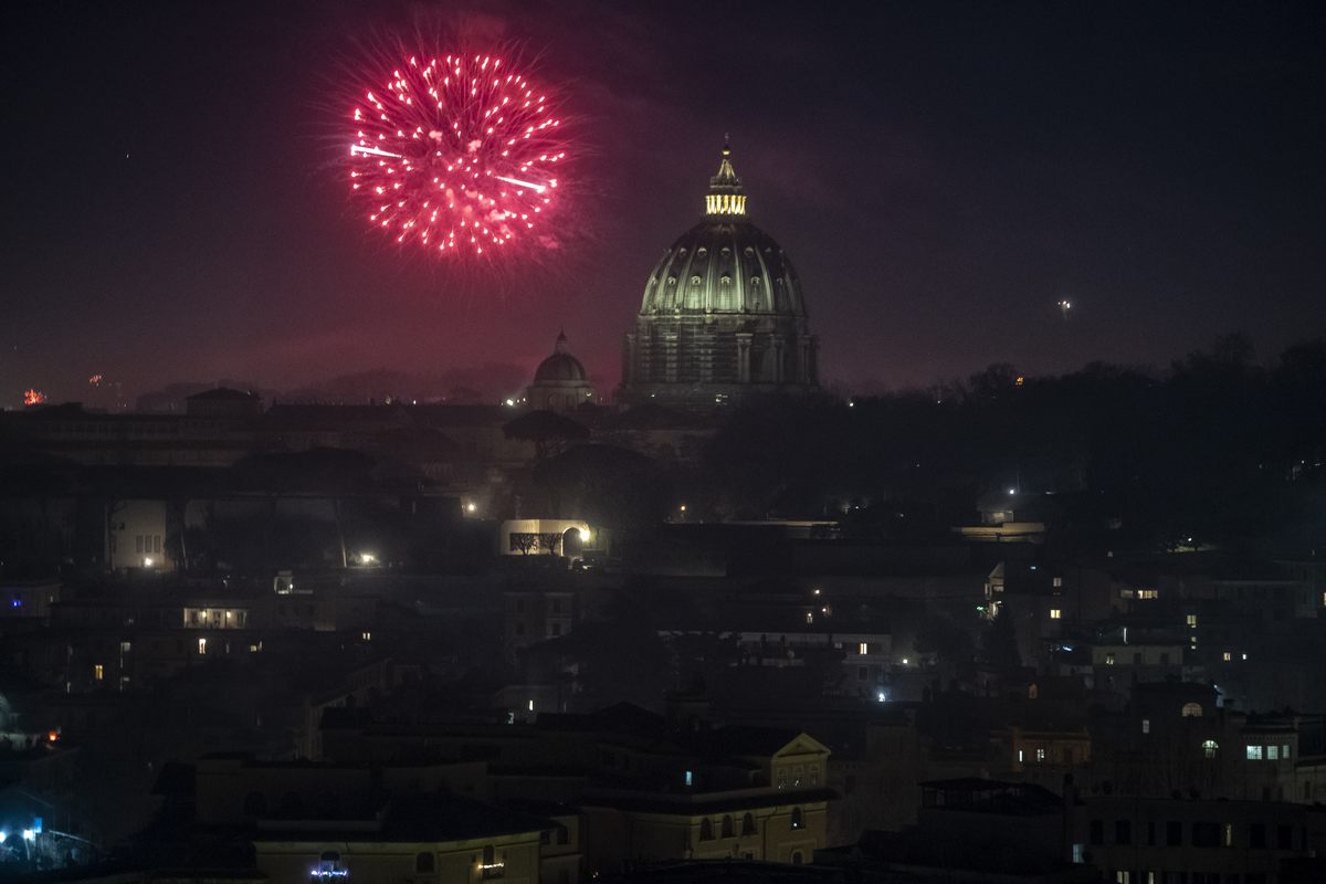 Roma: lo spettacolo pirotecnico della notte di Capodanno