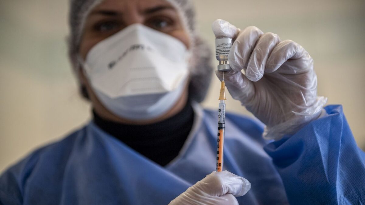 Bollettino Coronavirus 17 gennaio: 12.415 nuovi contagi e 377 decessi