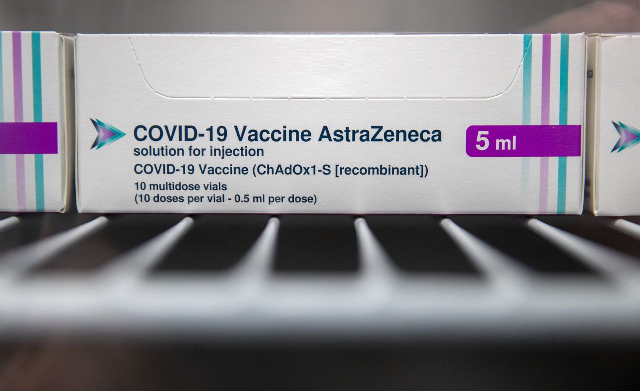 AstraZeneca consegnerà all’UE (e all’Italia) meno del 50% delle dosi previste entro giugno 2021