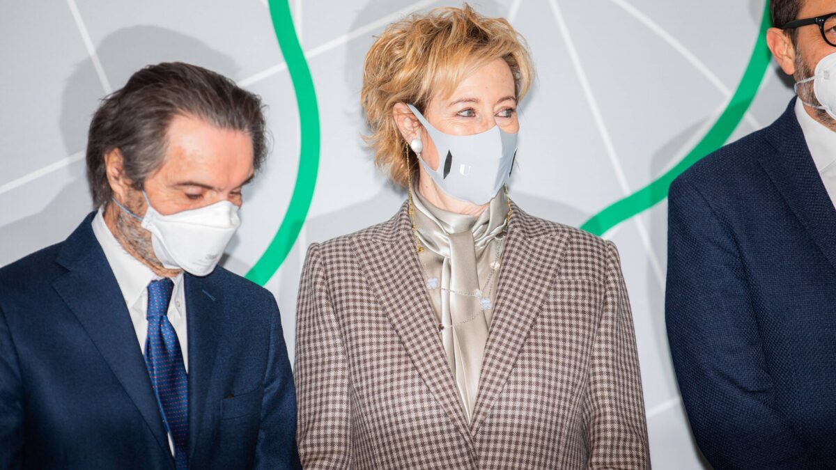 Regione Lombardia, errore nei dati: torna in zona arancione. Confesercenti stima 600 milioni di perdita