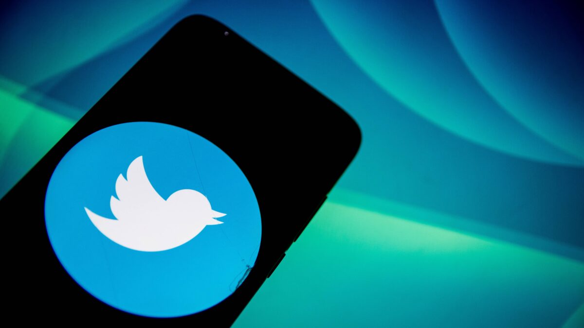Twitter: bloccato l’account dell’ambasciata cinese per un tweet sulle donne uiguri